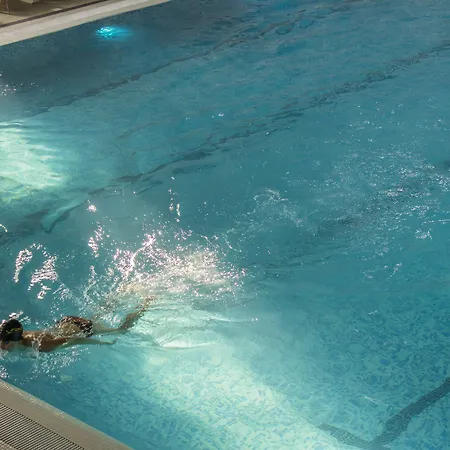 Hollywoodland Wellness & 4* Belgrado